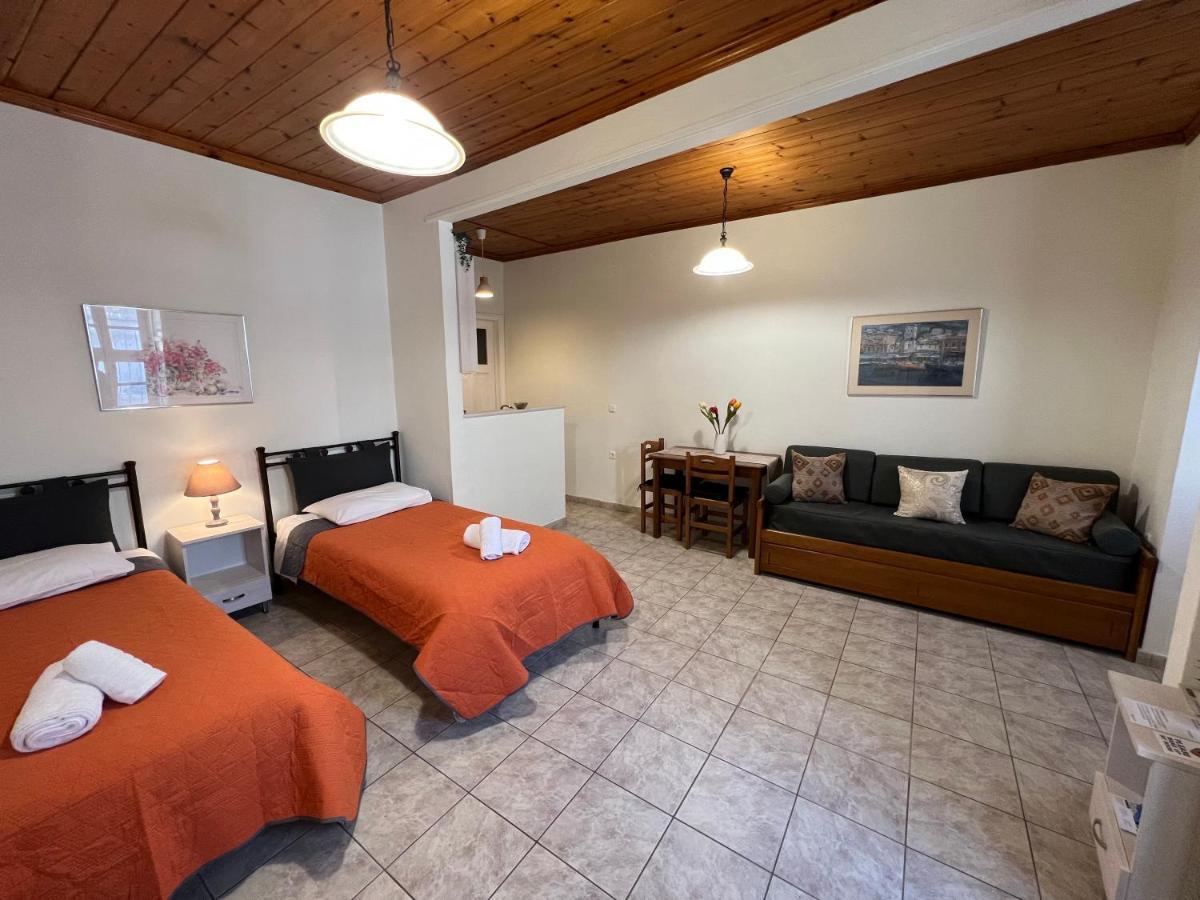 Perakis Apartments Hydra  Esterno foto
