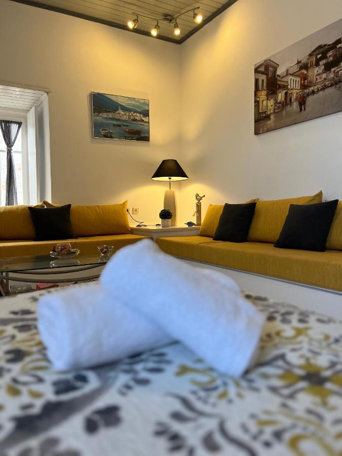 Perakis Apartments Hydra  Esterno foto