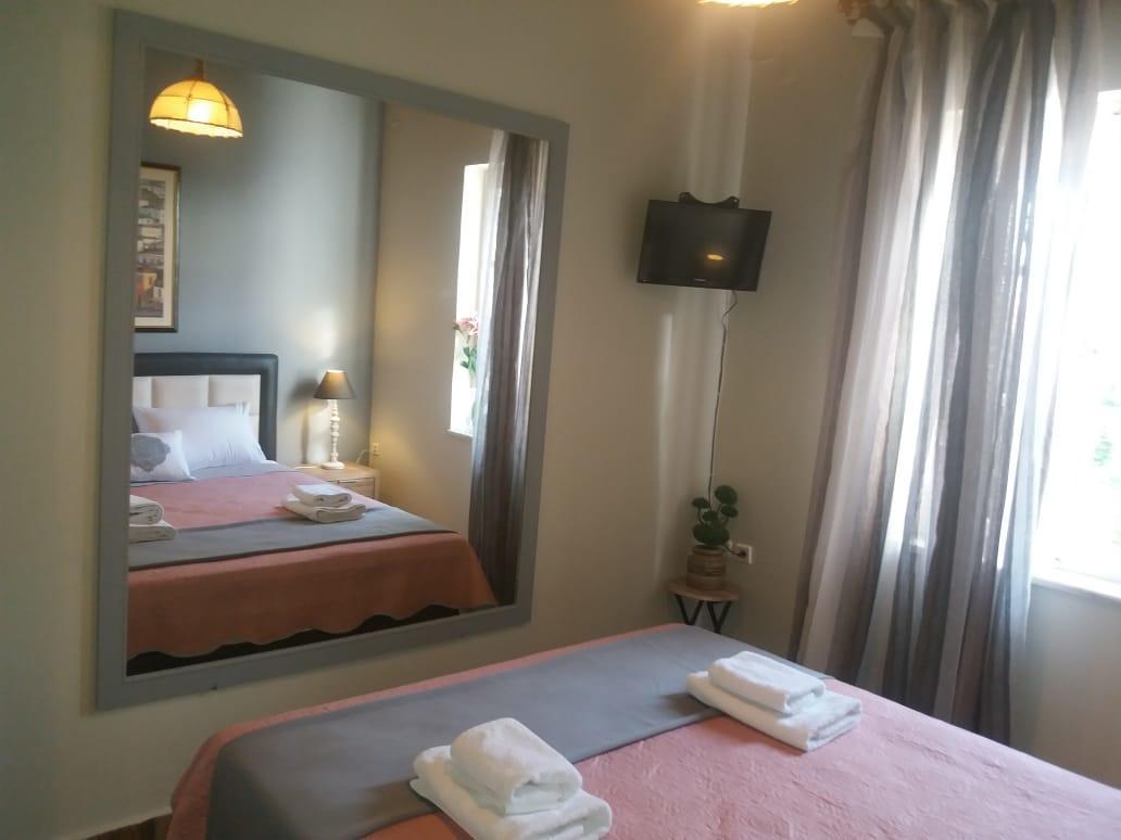 Perakis Apartments Hydra  Esterno foto